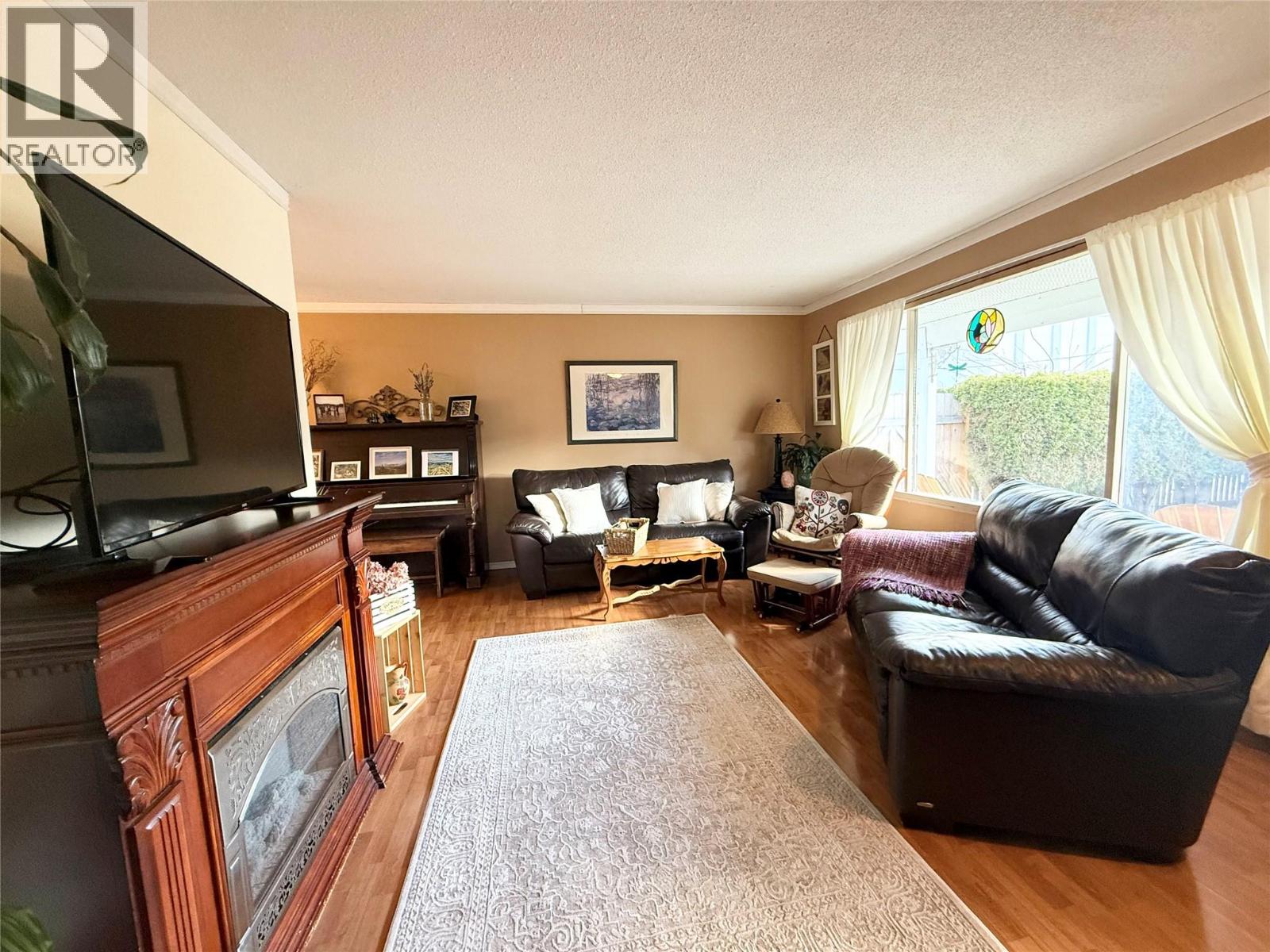 1687 Canford Avenue, Merritt, British Columbia  V1K 1B8 - Photo 4 - 10381038