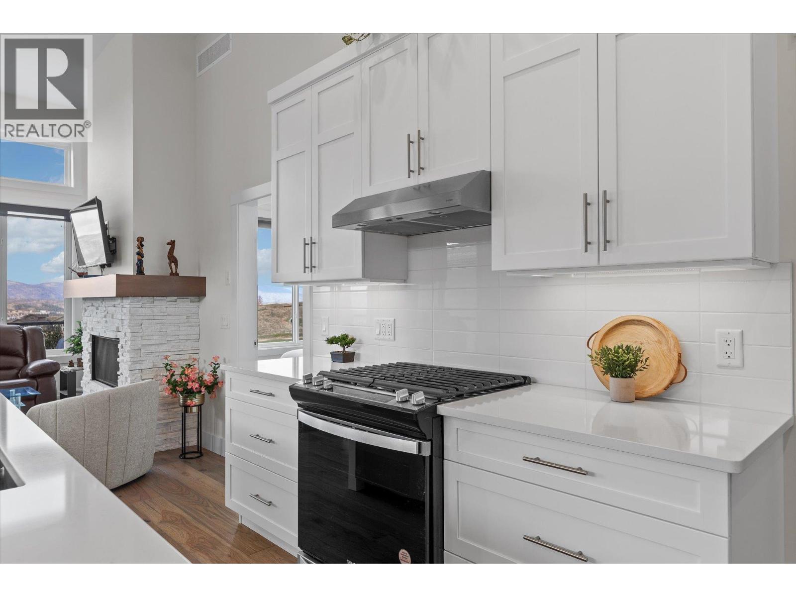 1436 Tower Ranch Drive, Kelowna, British Columbia  V1P 1T8 - Photo 11 - 10380723