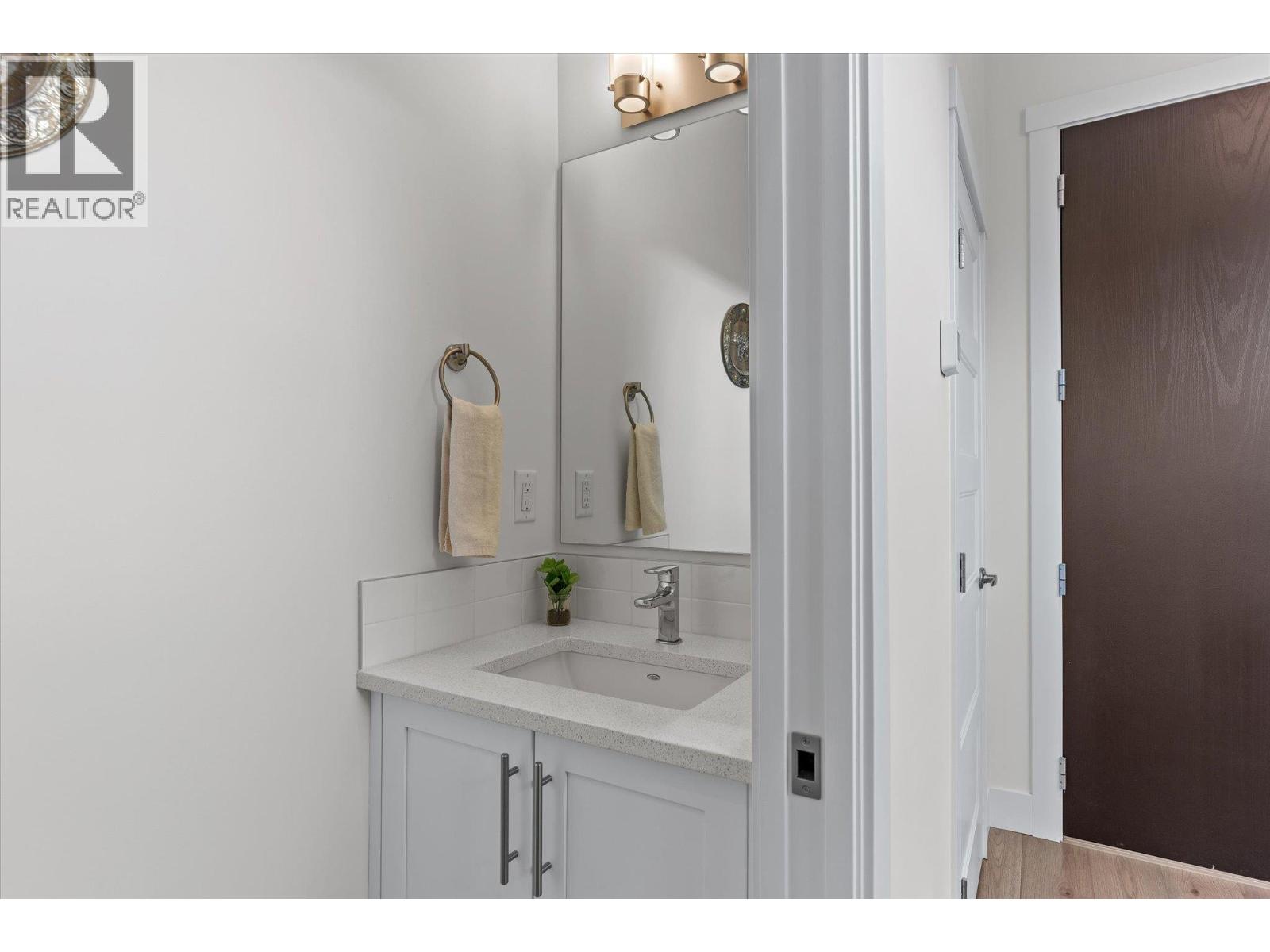 1436 Tower Ranch Drive, Kelowna, British Columbia  V1P 1T8 - Photo 9 - 10380723