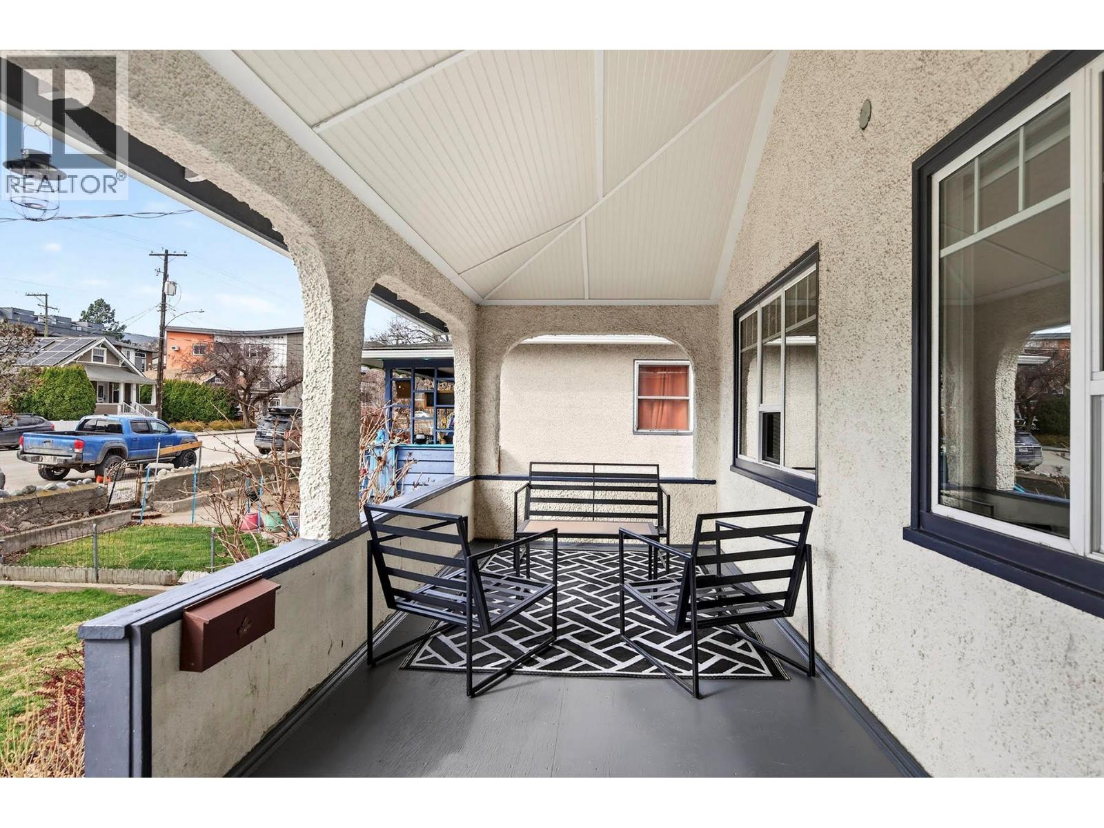 862 Battle Street, Kamloops, British Columbia  V2C 2M8 - Photo 3 - 10381046