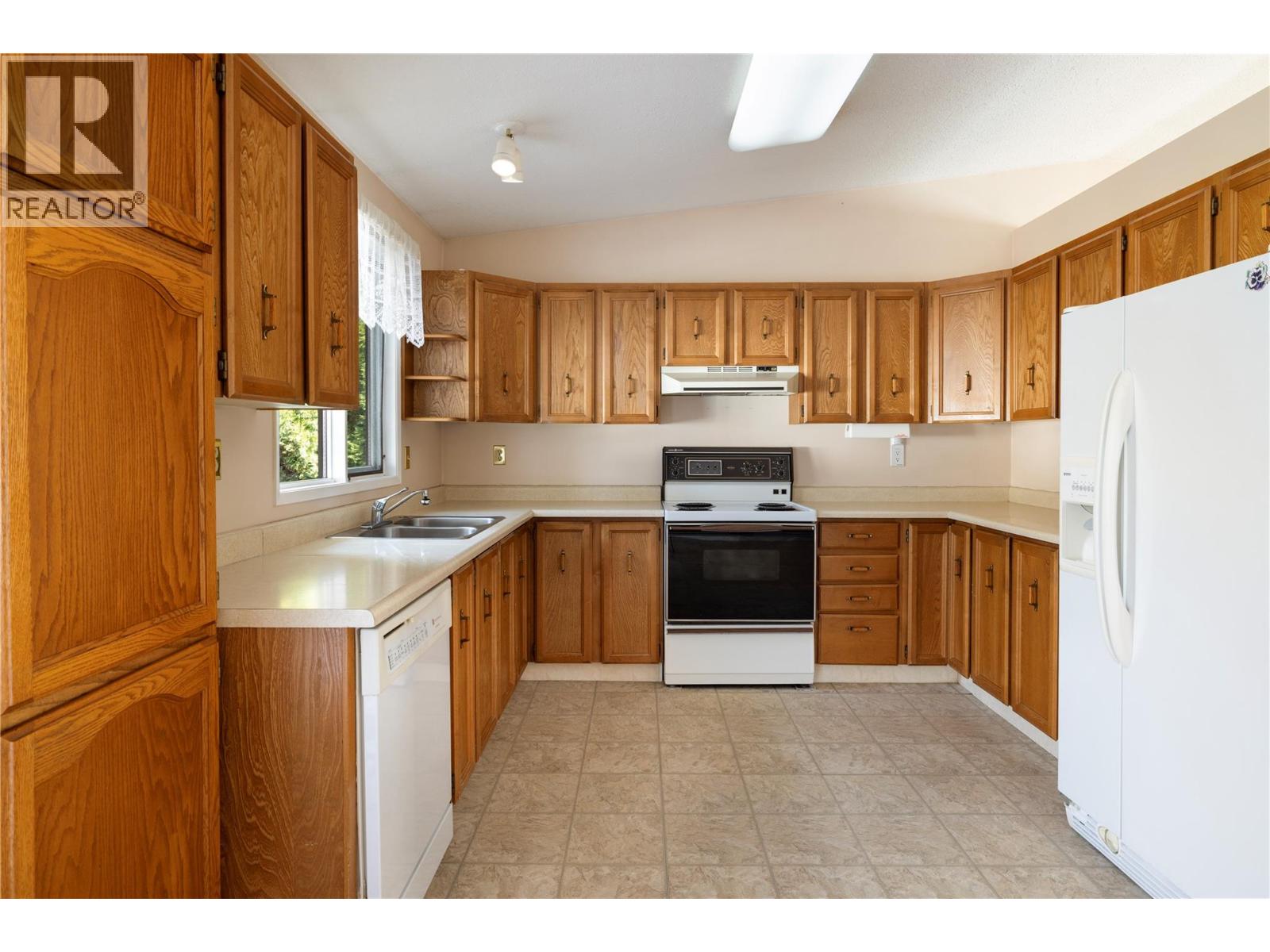 250 Hillaby Avenue, Kelowna, British Columbia  V1X 5V6 - Photo 16 - 10380933