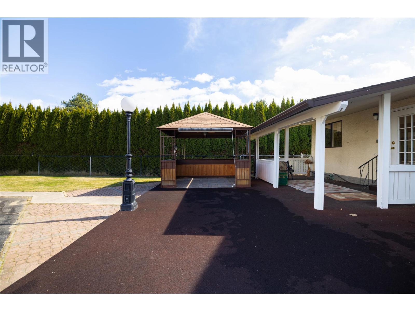 250 Hillaby Avenue, Kelowna, British Columbia  V1X 5V6 - Photo 22 - 10380933