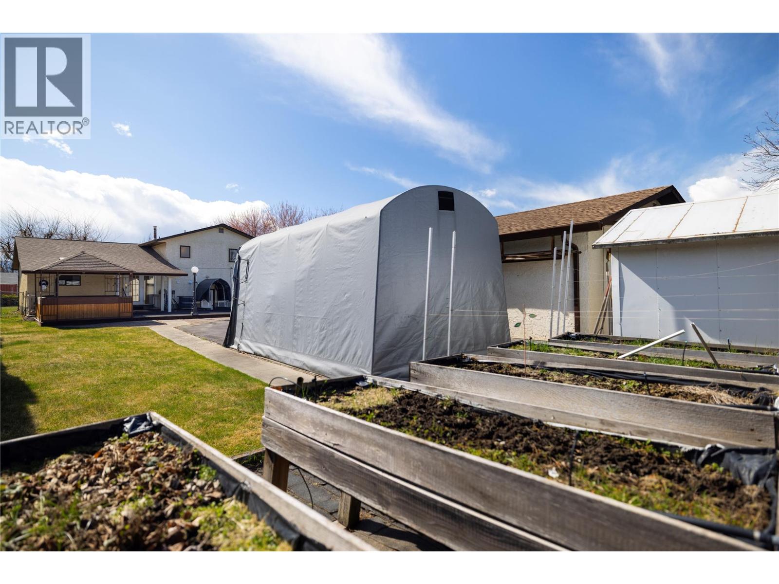 250 Hillaby Avenue, Kelowna, British Columbia  V1X 5V6 - Photo 30 - 10380933