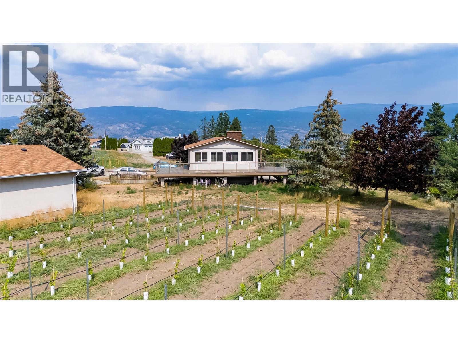 5711 White Street, Summerland, British Columbia  V0H 1Z7 - Photo 6 - 10381121