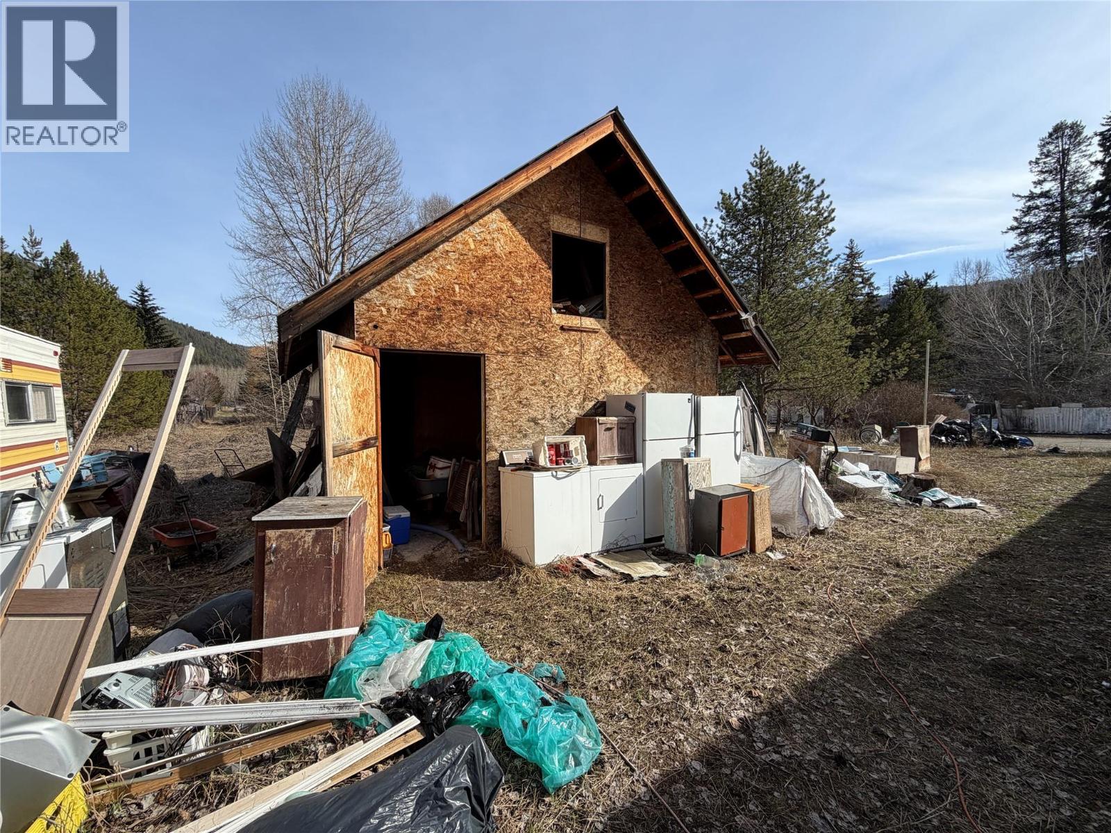 1888 Columbia Street, Coalmont-Tulameen, British Columbia  V0X 1G0 - Photo 13 - 10381126