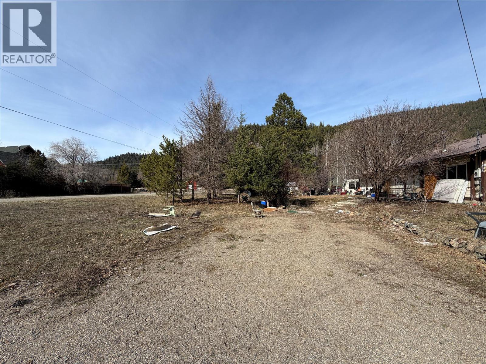 1888 Columbia Street, Coalmont-Tulameen, British Columbia  V0X 1G0 - Photo 7 - 10381126