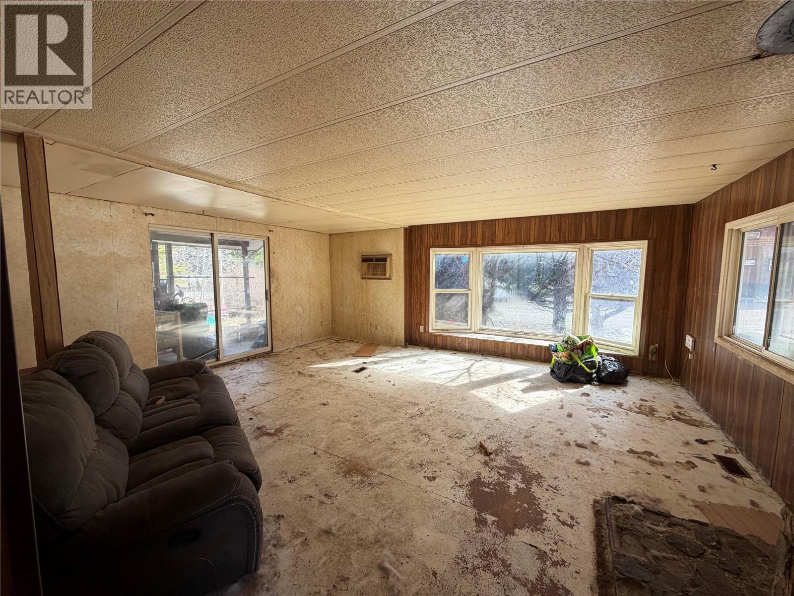 1888 Columbia Street, Coalmont-Tulameen, British Columbia  V0X 1G0 - Photo 9 - 10381126