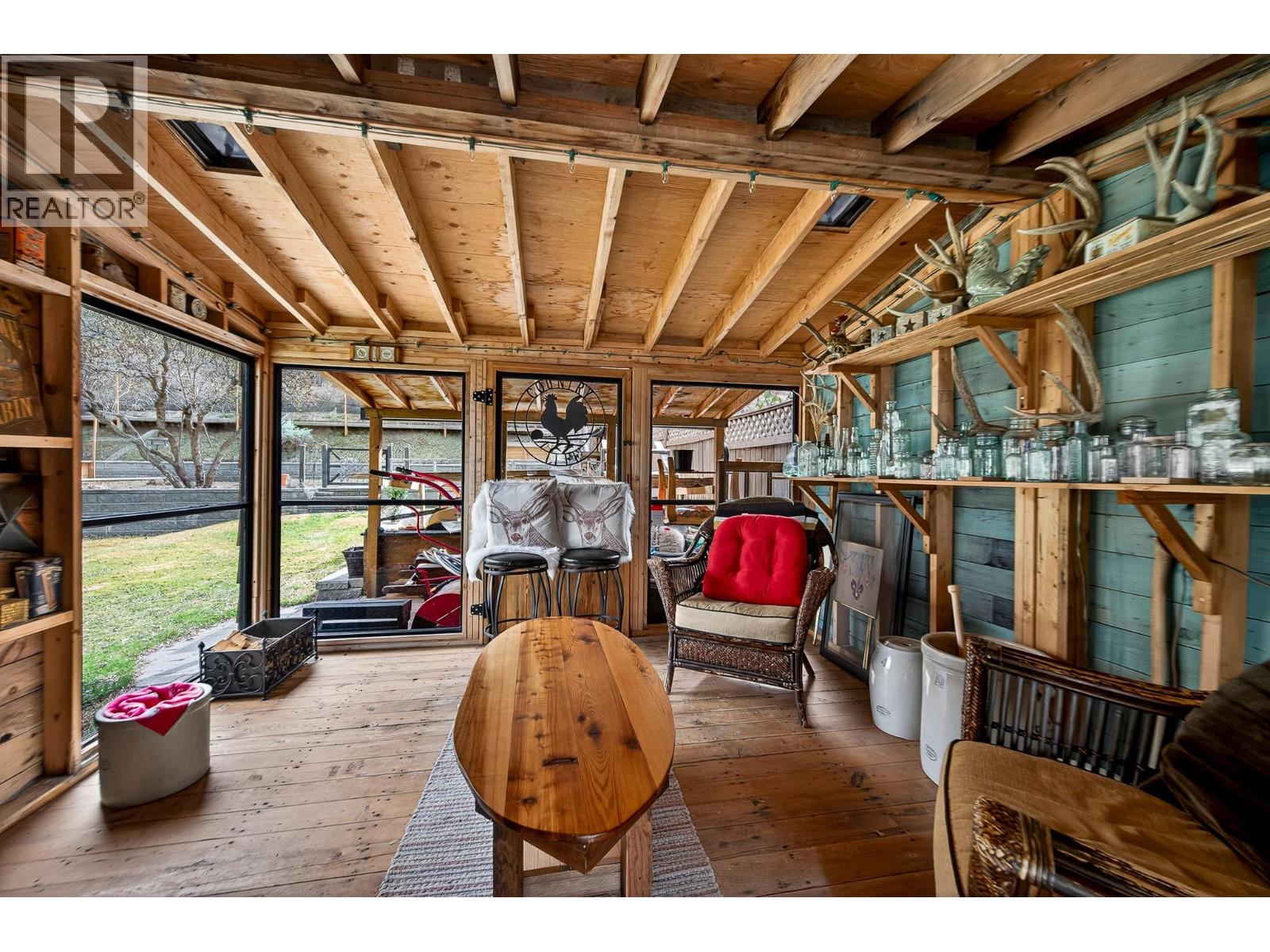 2095 Valleyview Drive, Kamloops, British Columbia  V2C 4C3 - Photo 37 - 10381109