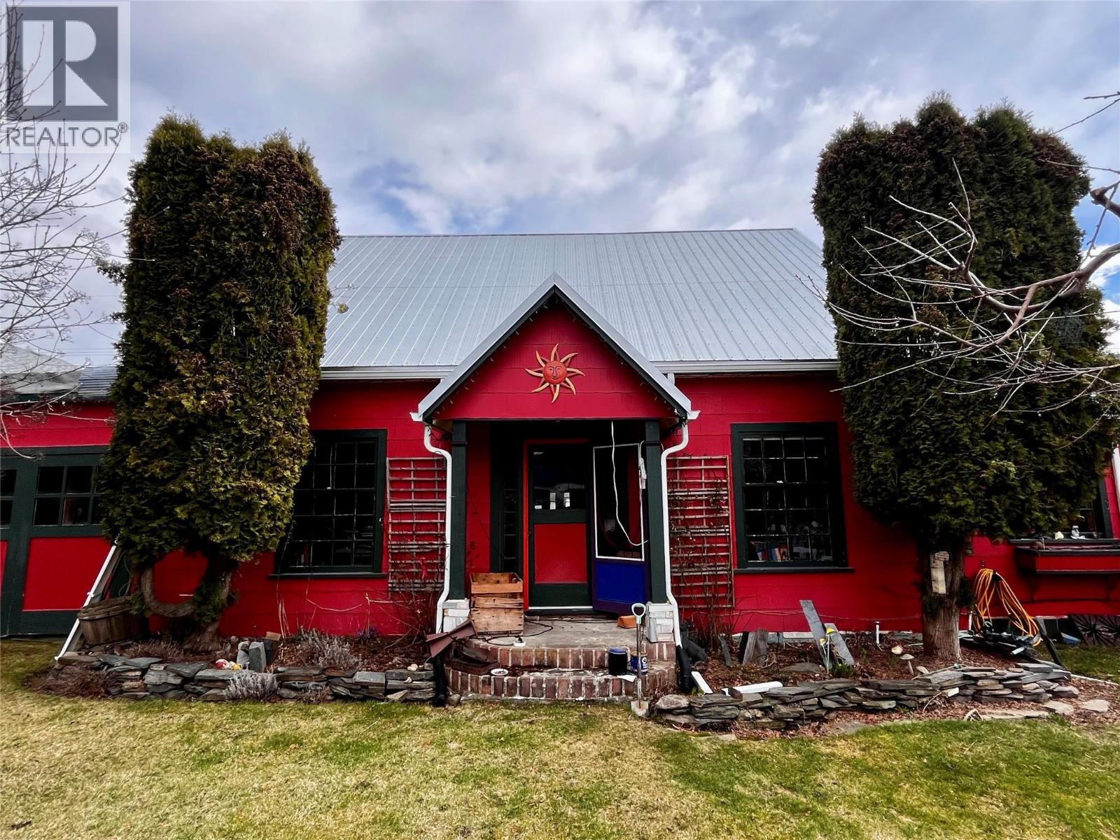 203 4th Avenue Nw, Nakusp, British Columbia  V0G 1R0 - Photo 12 - 10380970