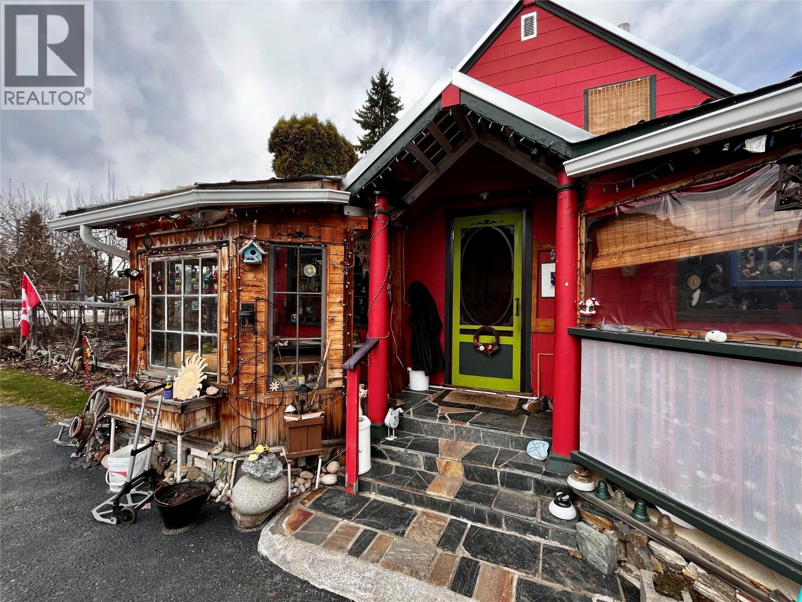 203 4th Avenue Nw, Nakusp, British Columbia  V0G 1R0 - Photo 18 - 10380970