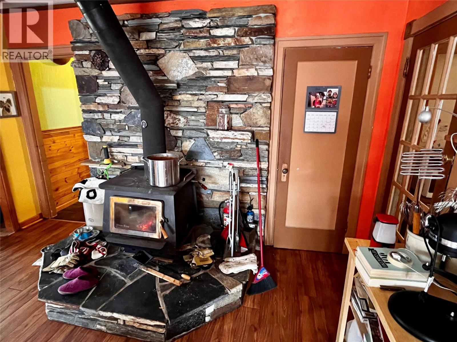 203 4th Avenue Nw, Nakusp, British Columbia  V0G 1R0 - Photo 28 - 10380970