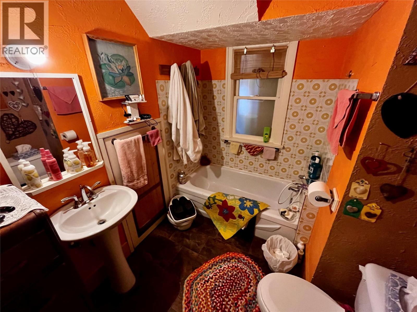 203 4th Avenue Nw, Nakusp, British Columbia  V0G 1R0 - Photo 43 - 10380970