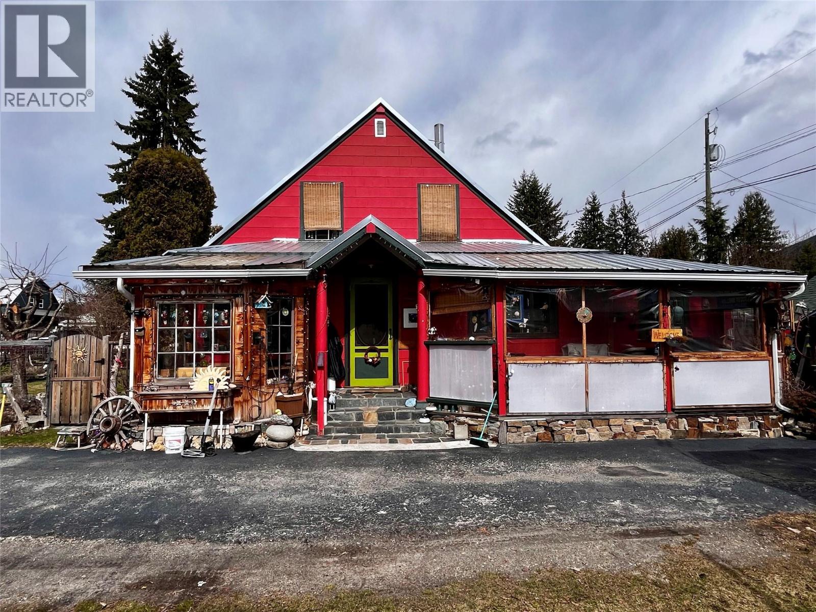 203 4th Avenue Nw, Nakusp, British Columbia  V0G 1R0 - Photo 8 - 10380970