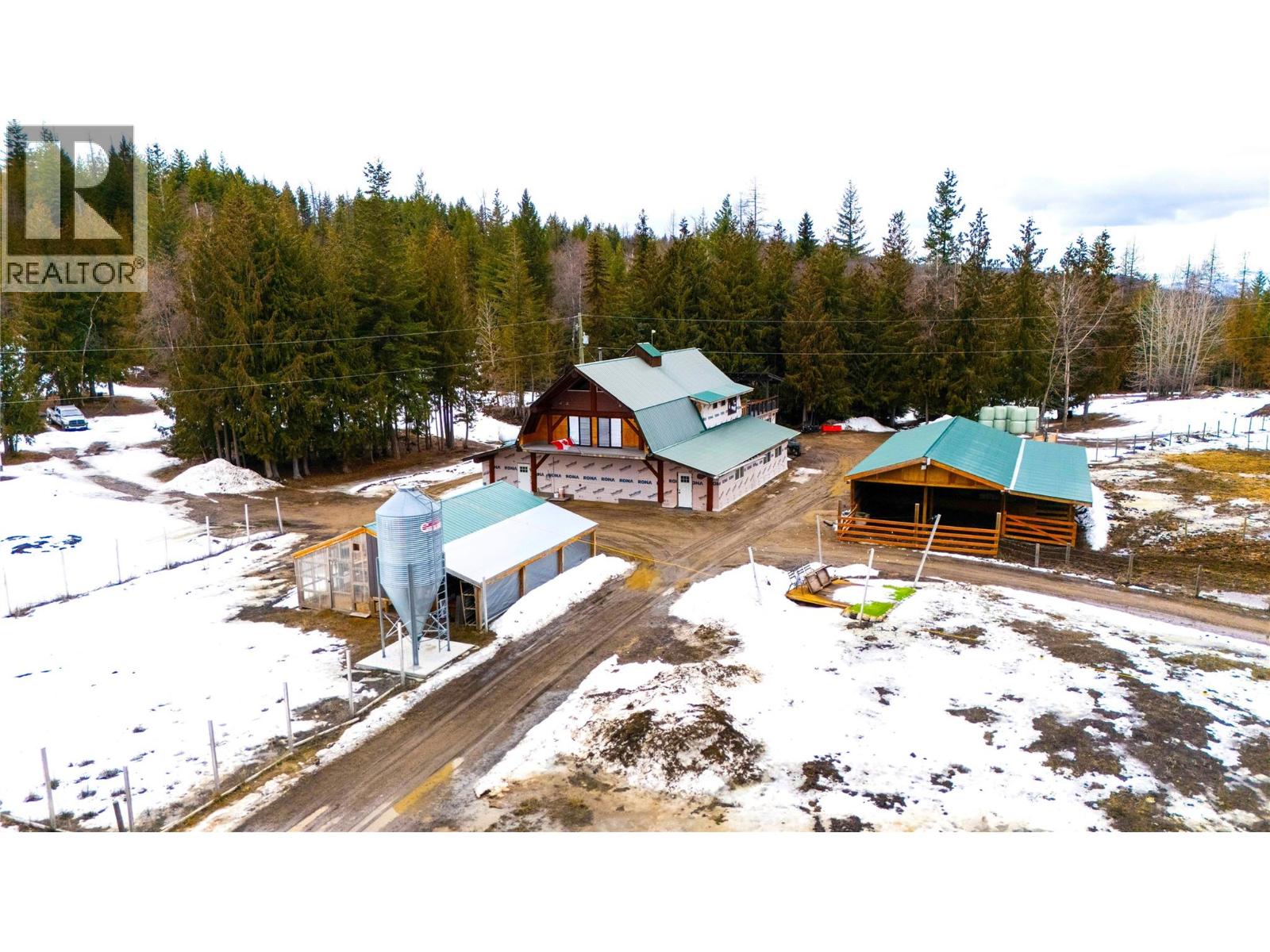 475 Bluenose Road, Coldstream, British Columbia  V1B 3E7 - Photo 2 - 10374537