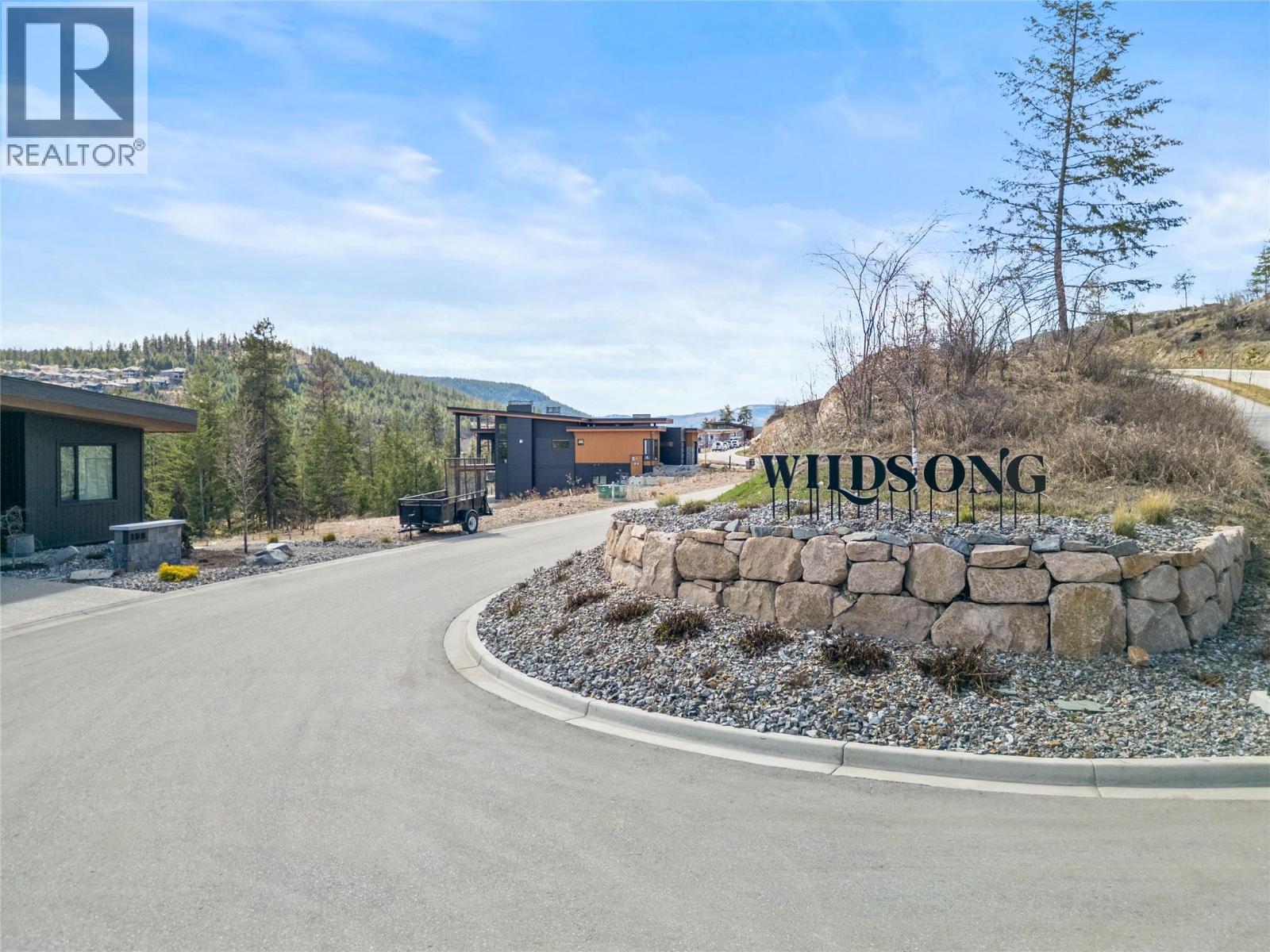 152 Wildsong Crescent, Vernon, British Columbia  V1H 2K3 - Photo 1 - 10380005