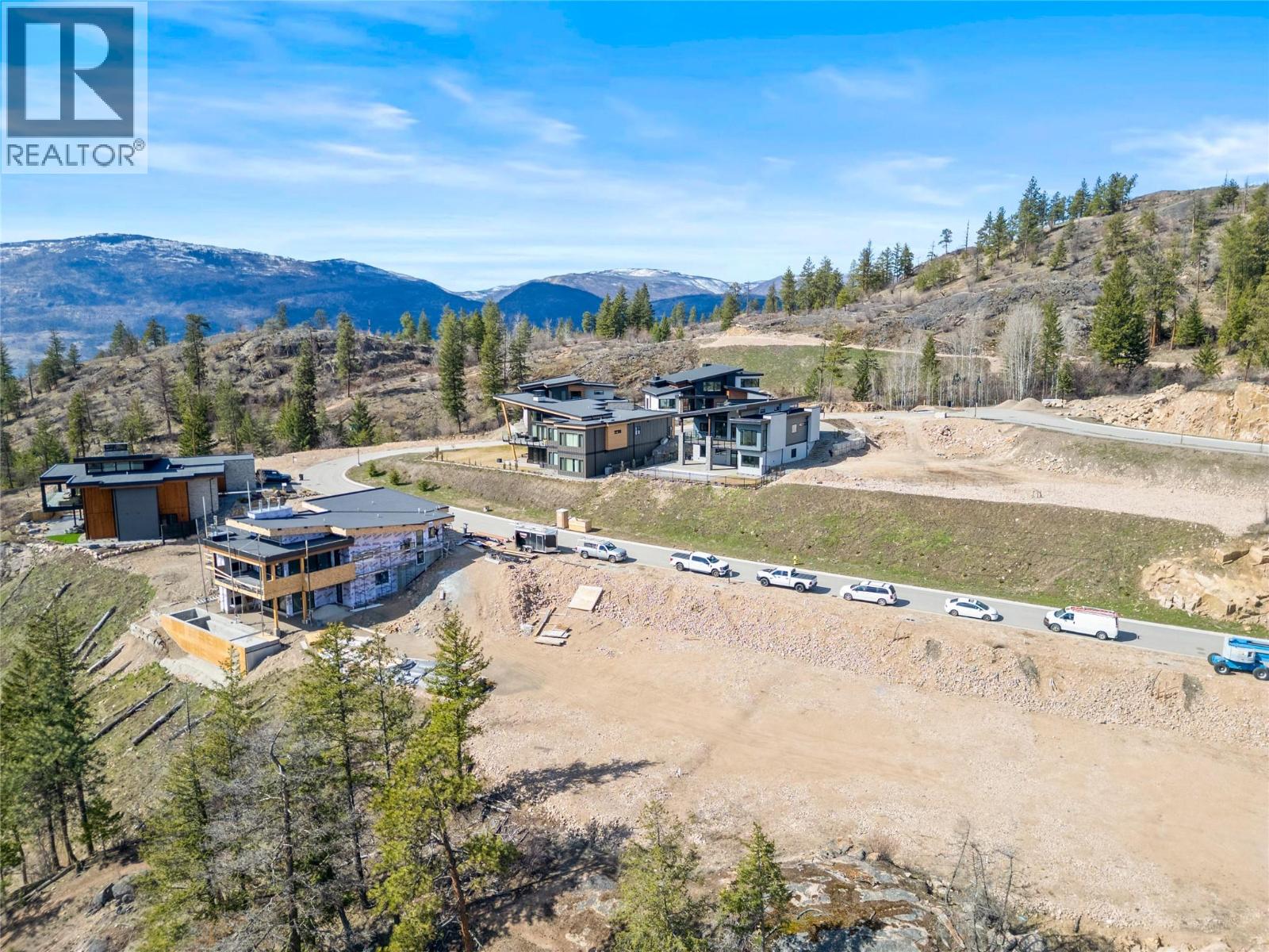 152 Wildsong Crescent, Vernon, British Columbia  V1H 2K3 - Photo 2 - 10380005