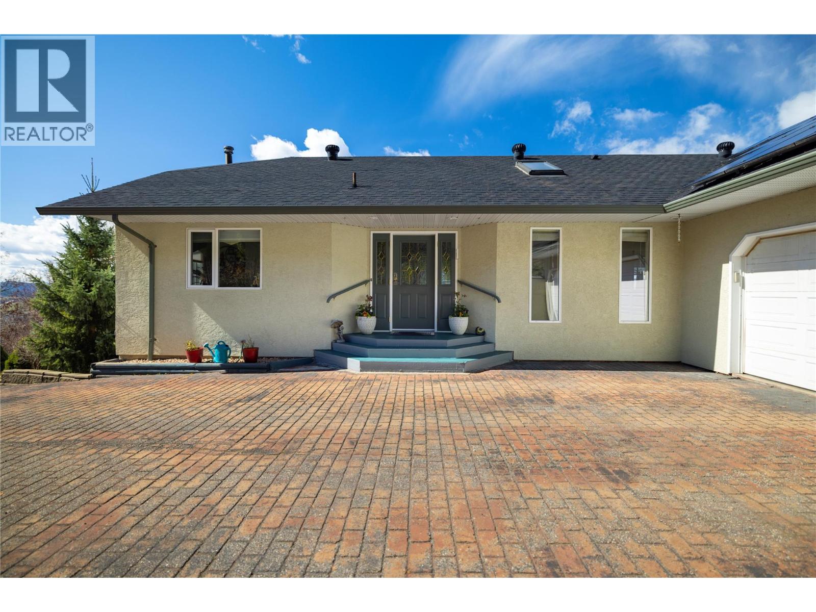 815 Galiano Road, Vernon, British Columbia  V1B 3B3 - Photo 1 - 10380919