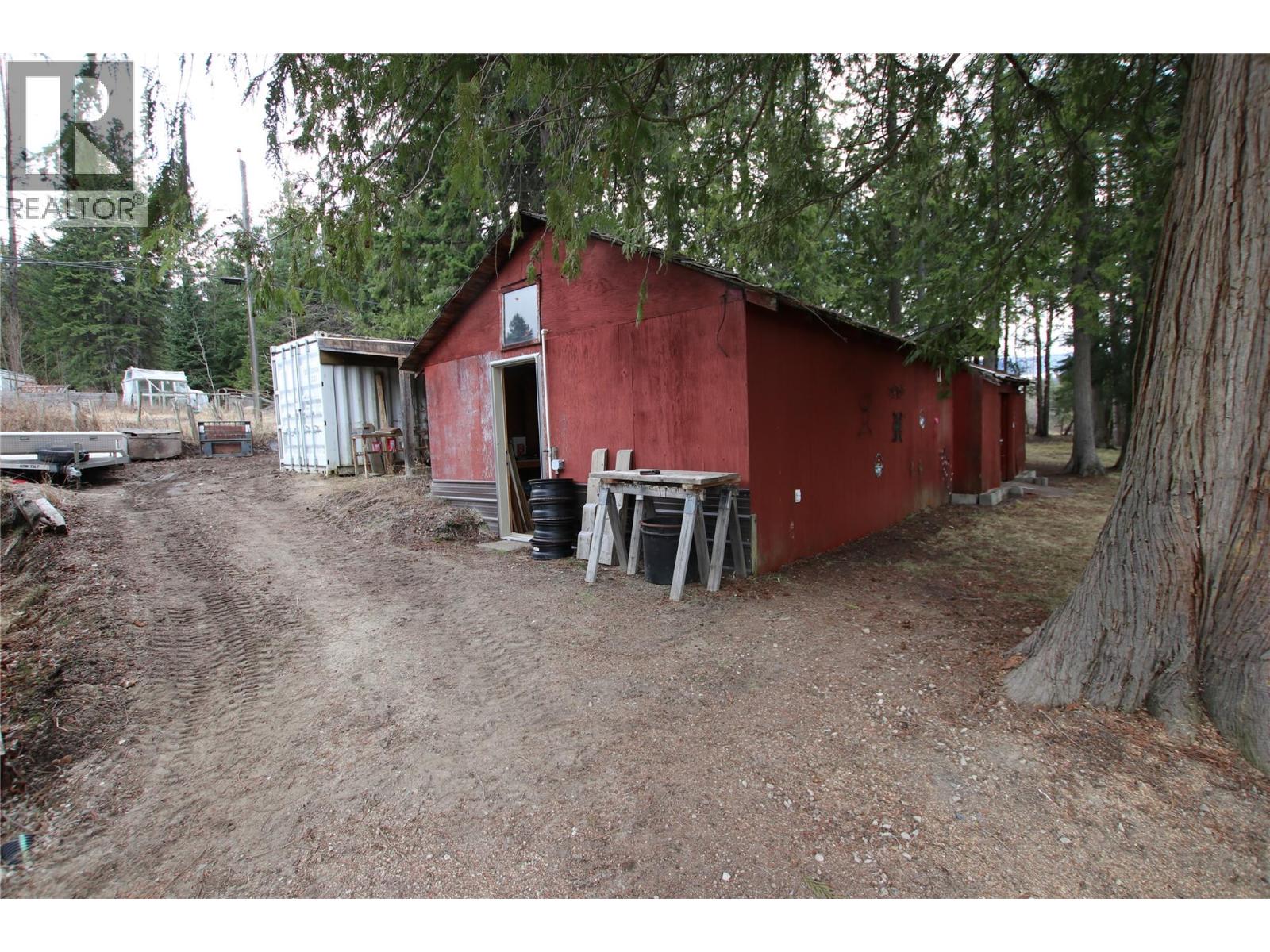 413 Willow Street, Fauquier, British Columbia  V0G 1K0 - Photo 32 - 10381157