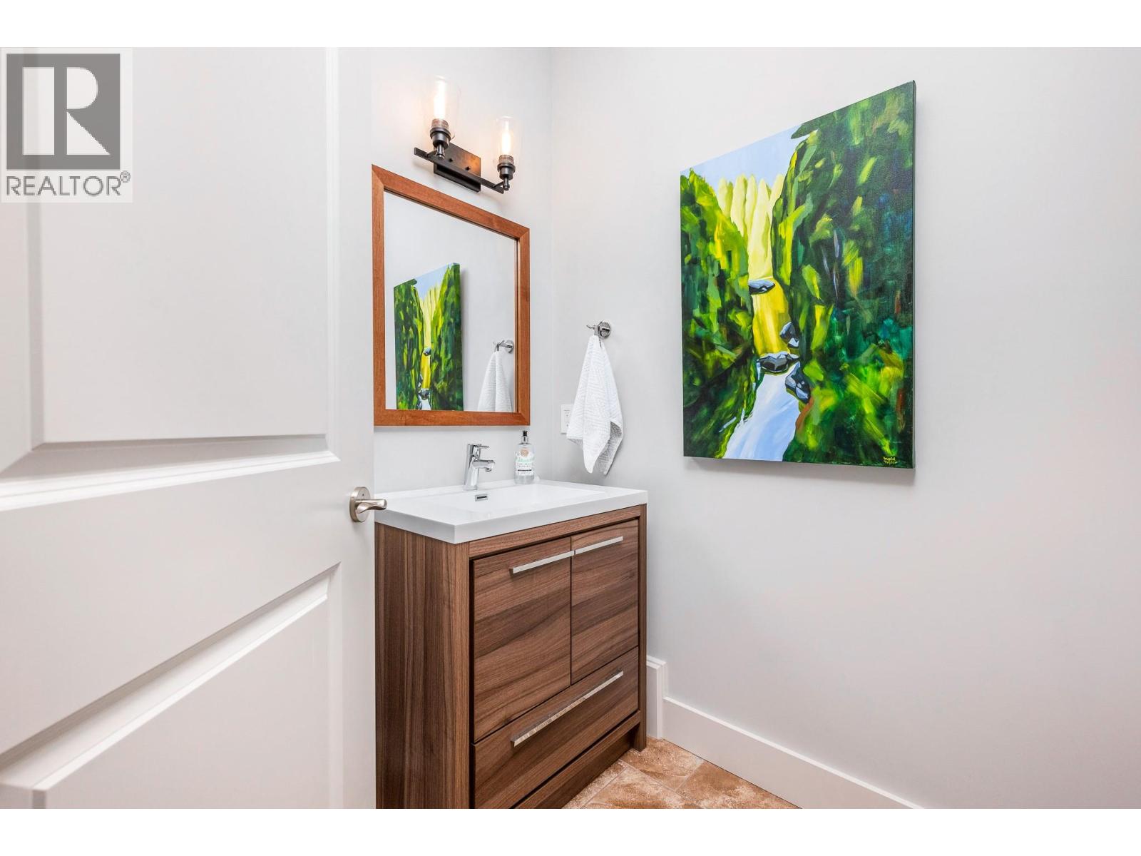 251 Longspoon Drive, Vernon, British Columbia  V1H 1V6 - Photo 37 - 10378545