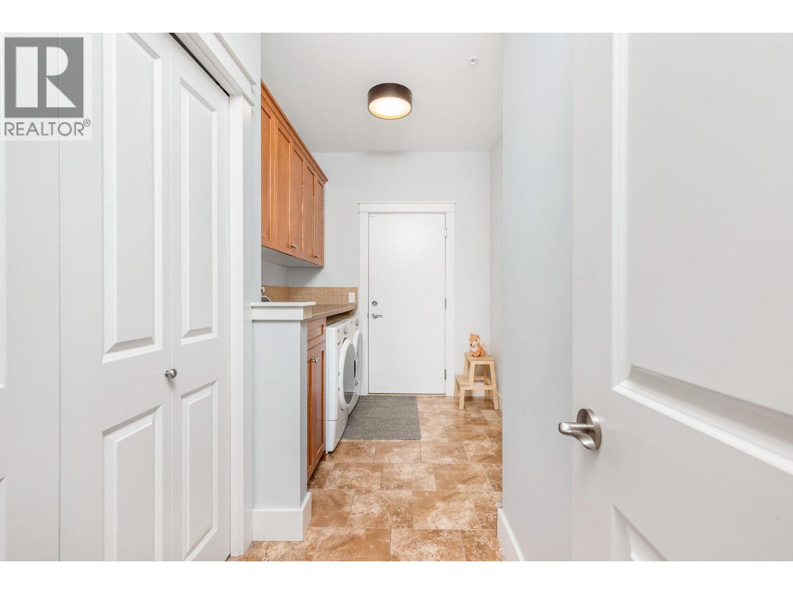 251 Longspoon Drive, Vernon, British Columbia  V1H 1V6 - Photo 38 - 10378545