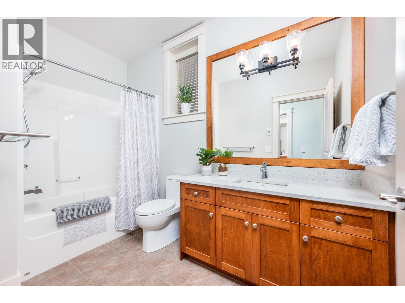 251 Longspoon Drive, Vernon, British Columbia  V1H 1V6 - Photo 47 - 10378545