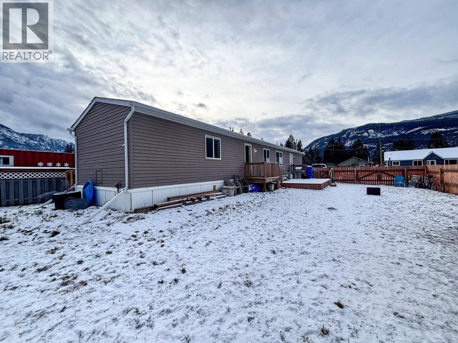 4821 Crescentwood Drive, Edgewater, British Columbia  V0A 1E0 - Photo 24 - 10381176