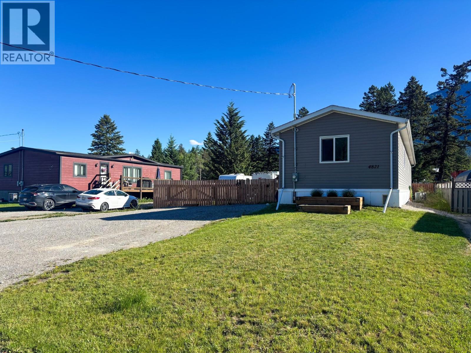 4821 Crescentwood Drive, Edgewater, British Columbia  V0A 1E0 - Photo 29 - 10381176