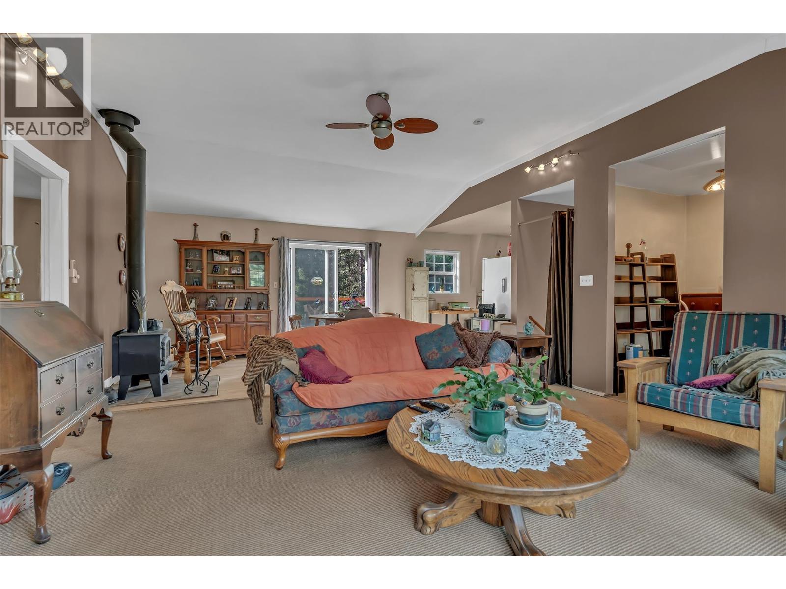 942 Copper Mountain Rd, Princeton, British Columbia  V0X 1W0 - Photo 35 - 10380999