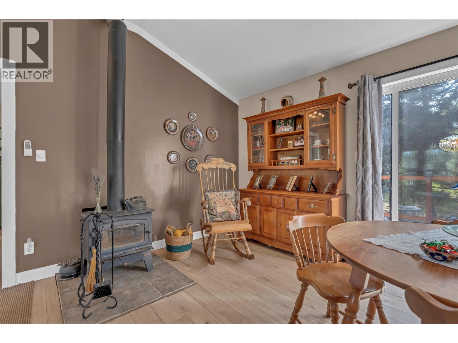 942 Copper Mountain Rd, Princeton, British Columbia  V0X 1W0 - Photo 36 - 10380999