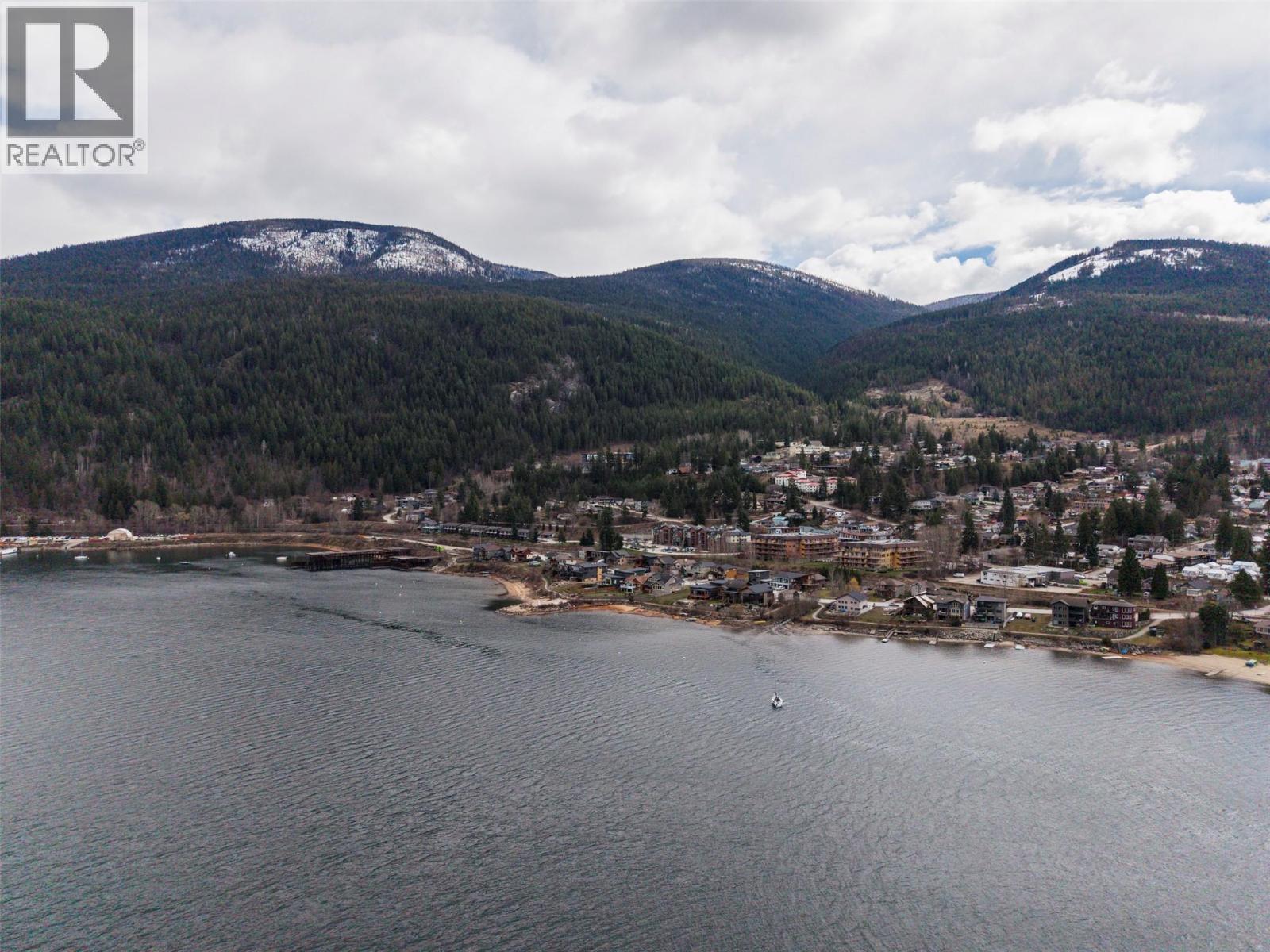 1002 Sproat Drive, Nelson, British Columbia  V1L 7B7 - Photo 14 - 10381001