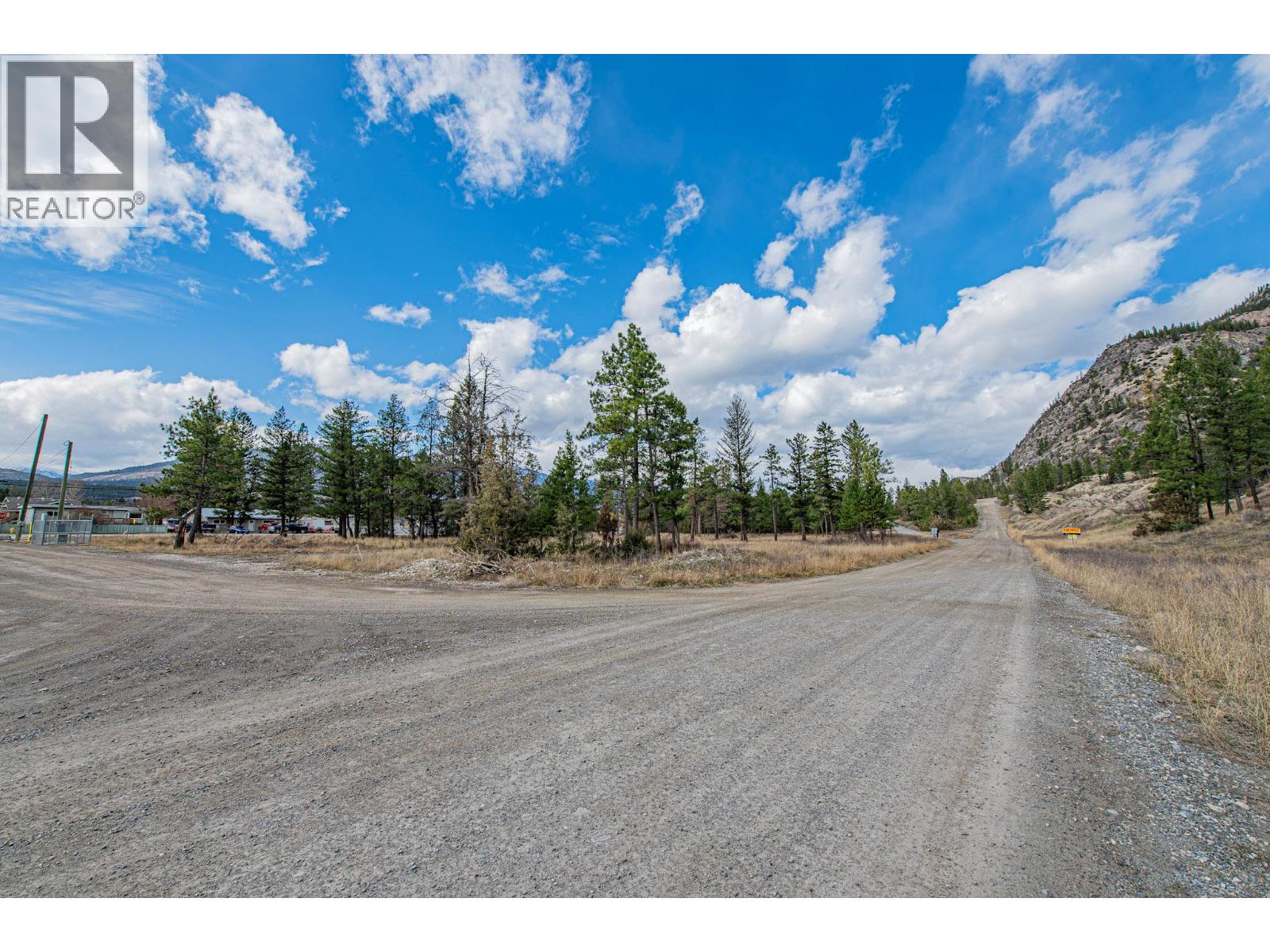 8850 Grainger Road, Canal Flats, British Columbia  V0B 1B0 - Photo 24 - 10381191