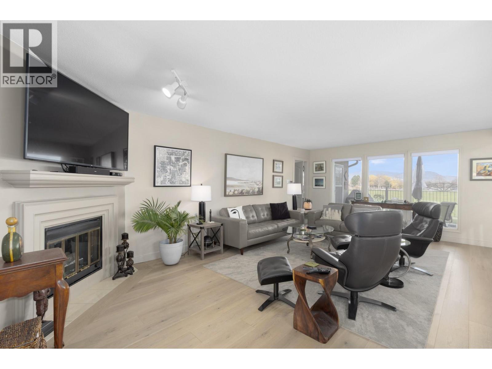 1020 Lanfranco Road Unit# 9, Kelowna, British Columbia  V1W 3W6 - Photo 3 - 10381012