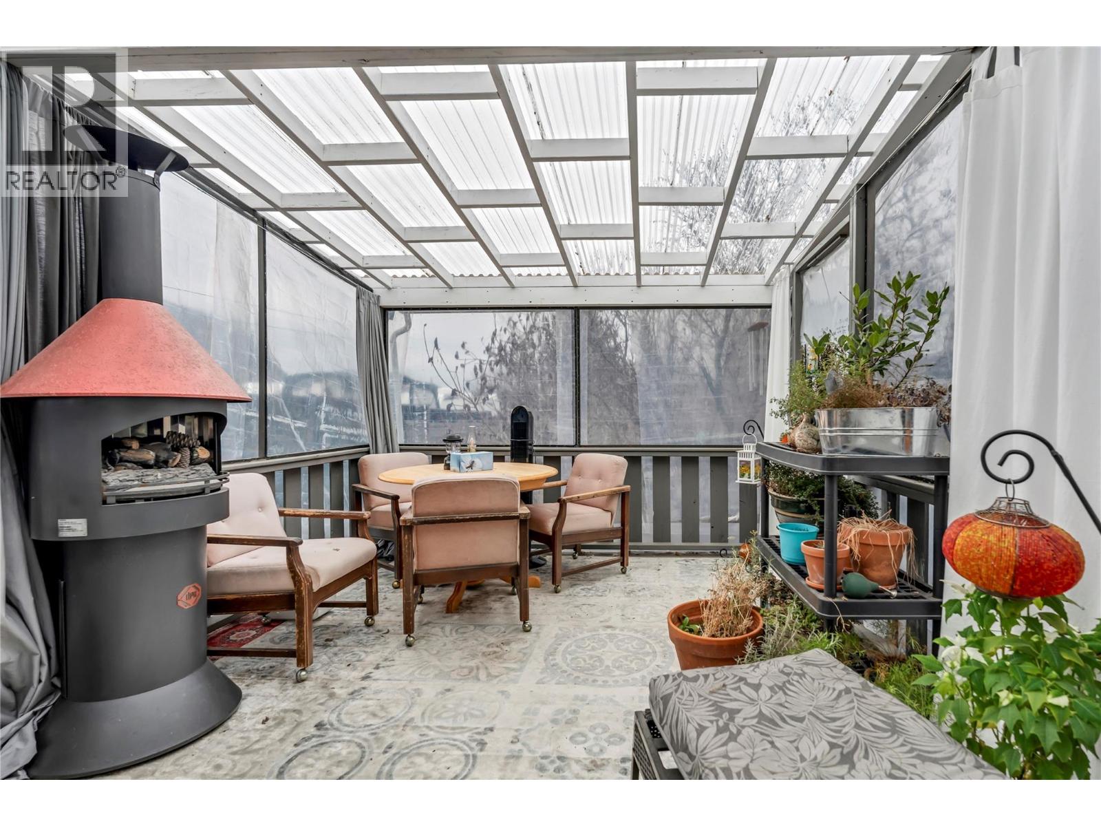 10919 Acland Street, Summerland, British Columbia  V0H 1Z0 - Photo 12 - 10381212