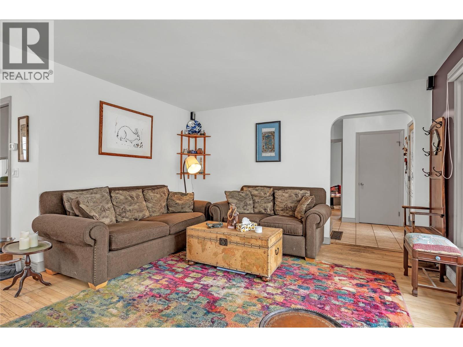 10919 Acland Street, Summerland, British Columbia  V0H 1Z0 - Photo 3 - 10381212