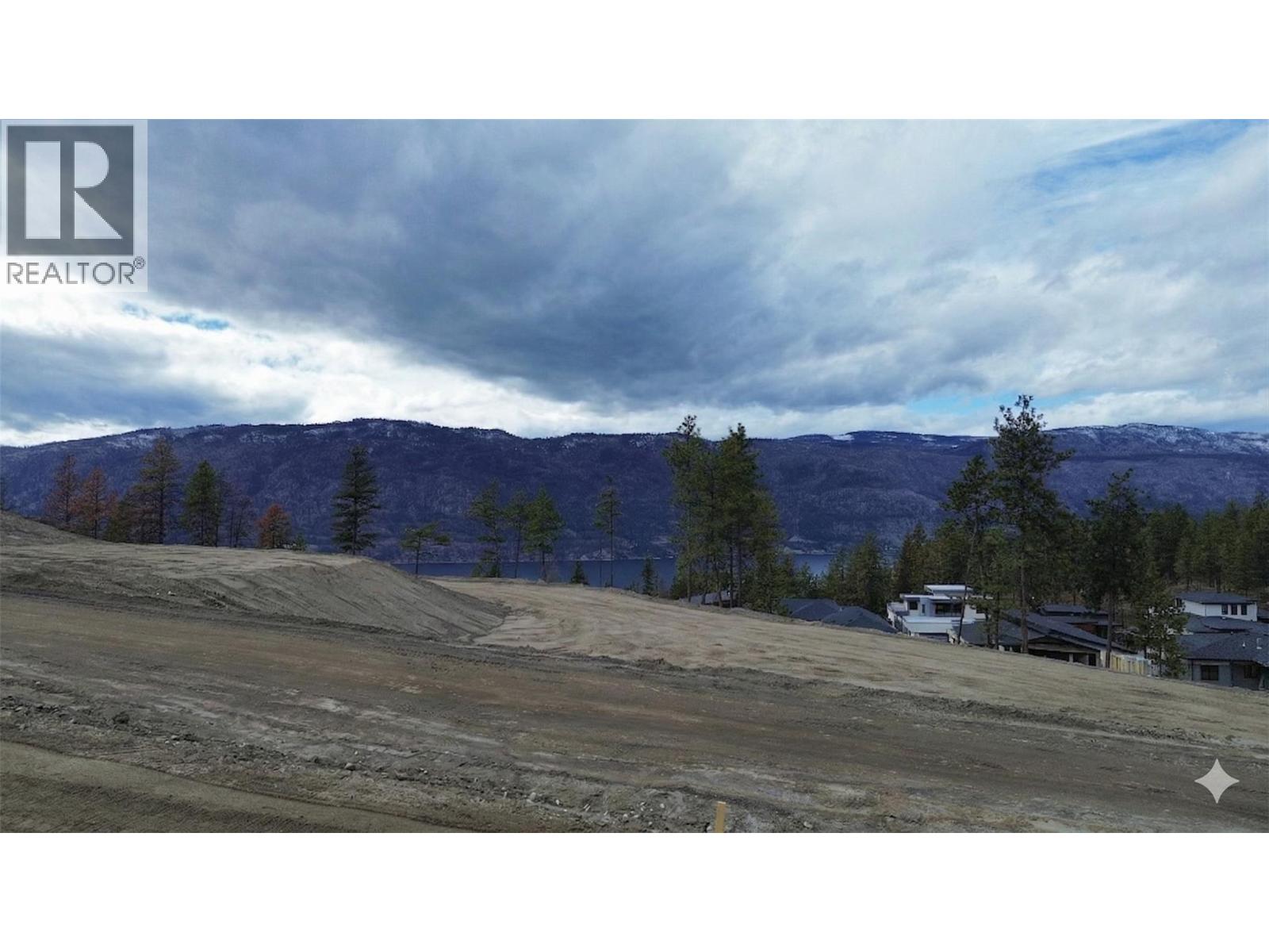 5 Beacon Hill Drive, Lake Country, British Columbia  V4V 0A9 - Photo 3 - 10380734