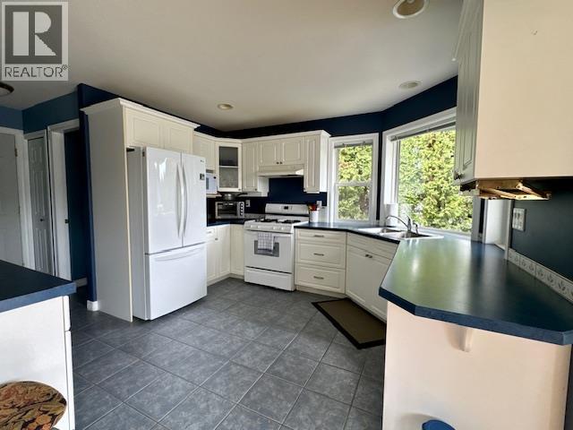 1366 Jayson Road, Kelowna, British Columbia  V1P 1K9 - Photo 18 - 10381097