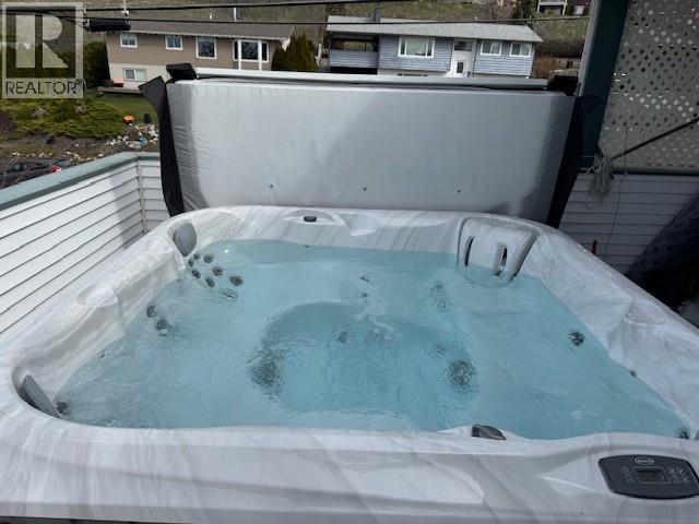 1366 Jayson Road, Kelowna, British Columbia  V1P 1K9 - Photo 9 - 10381097