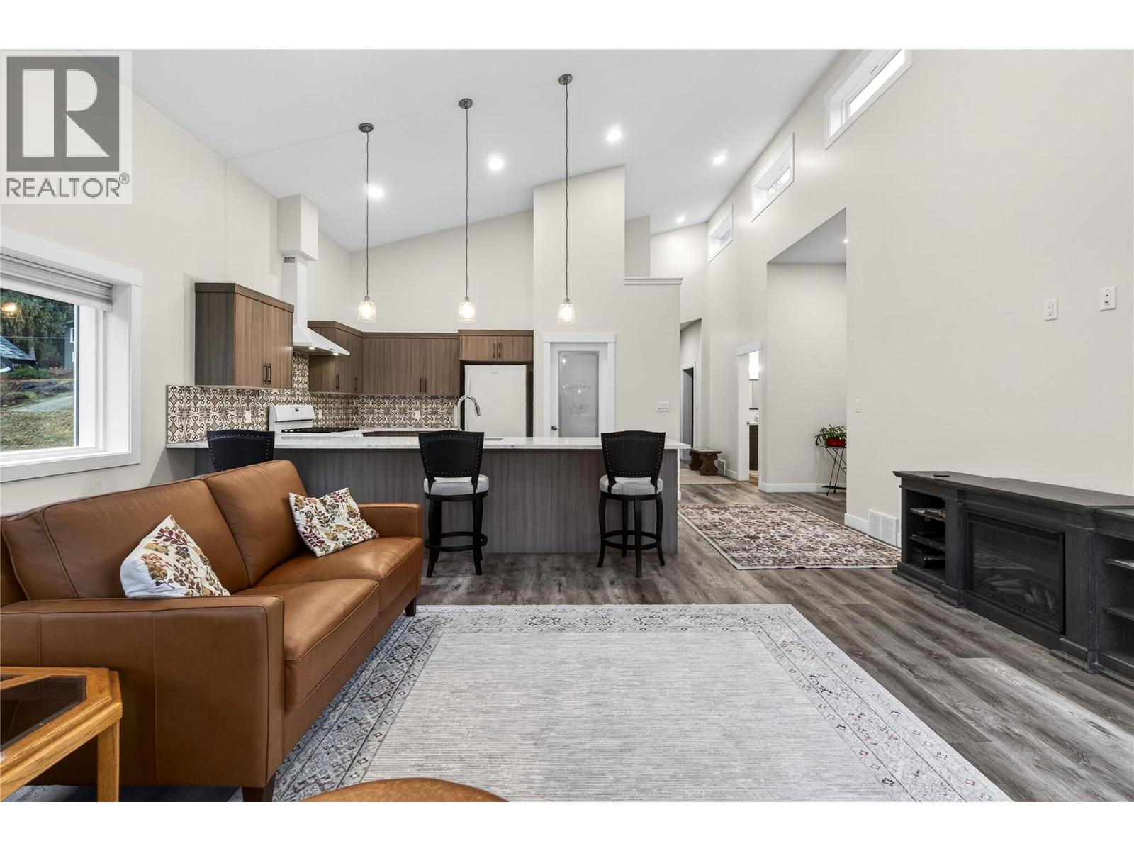 3044 Cedar Drive, Blind Bay, British Columbia  V0E 2W2 - Photo 11 - 10380546