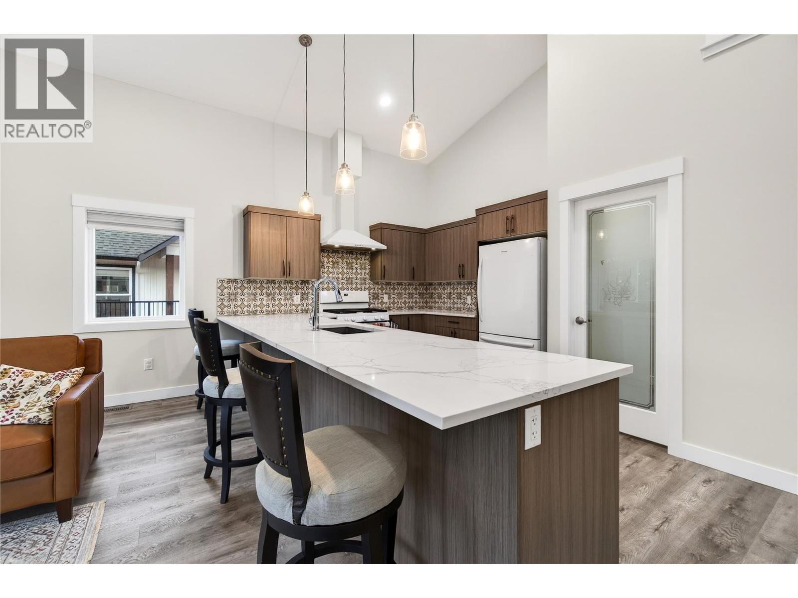 3044 Cedar Drive, Blind Bay, British Columbia  V0E 2W2 - Photo 14 - 10380546