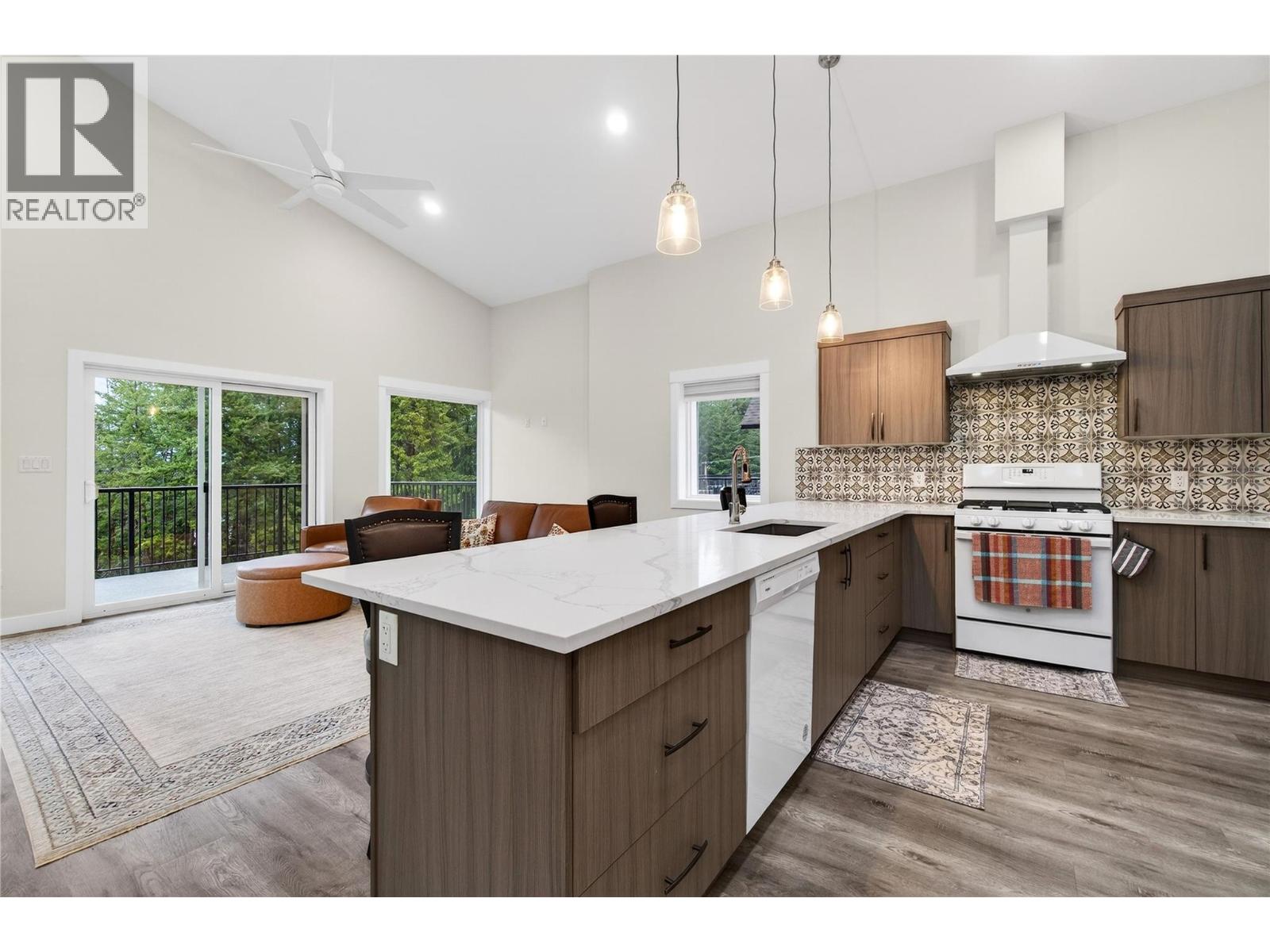 3044 Cedar Drive, Blind Bay, British Columbia  V0E 2W2 - Photo 5 - 10380546