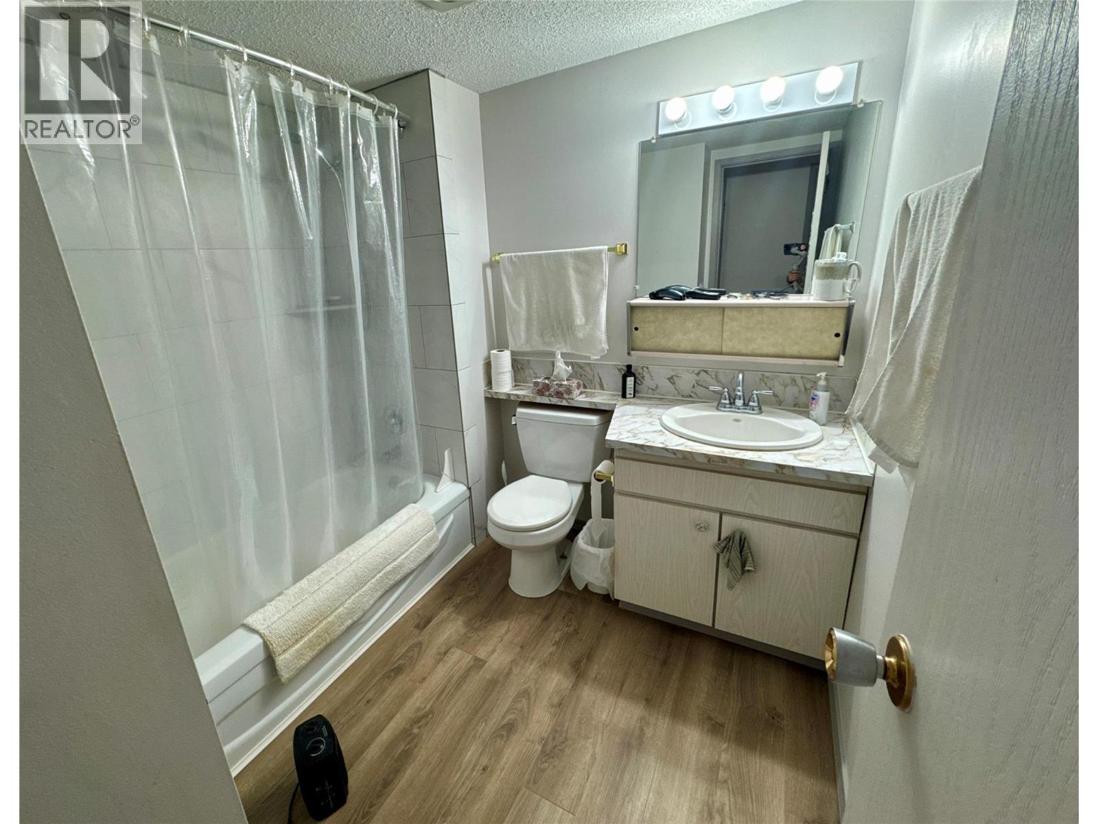 400 Opal Drive Unit# 201, Logan Lake, British Columbia  V0K 1W0 - Photo 11 - 10380520