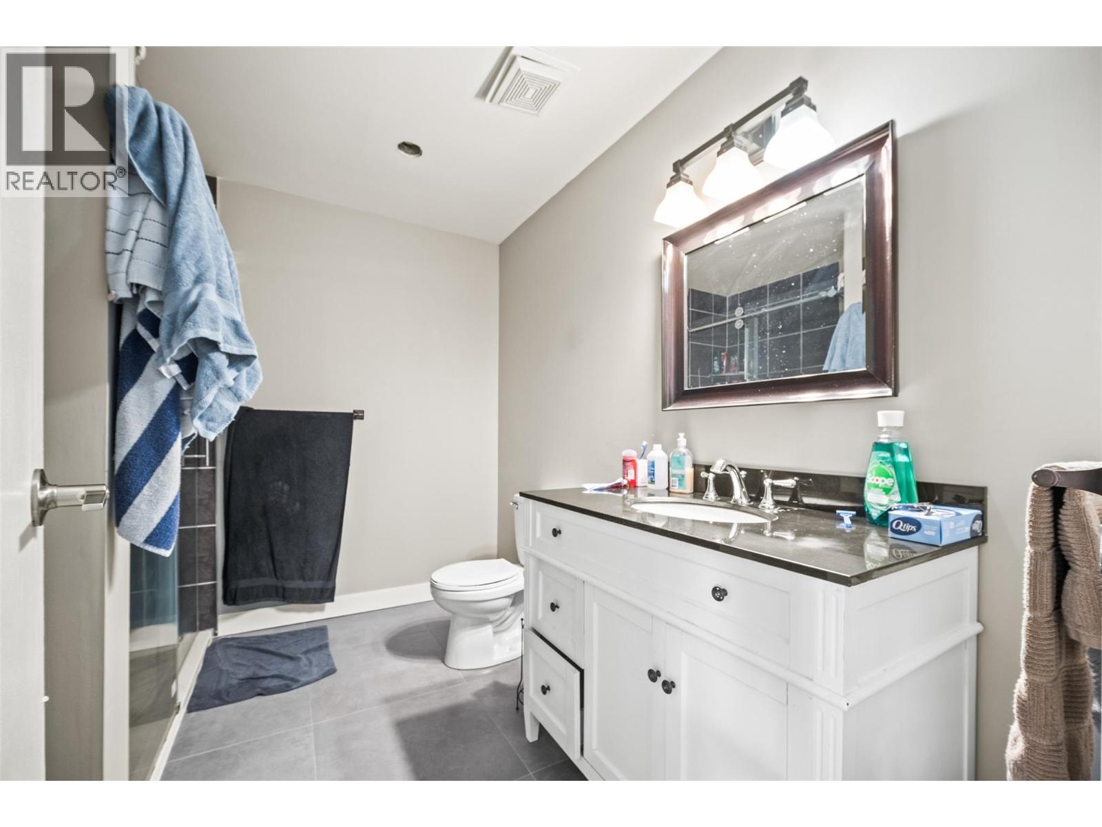 6699 Scott Road, Vernon, British Columbia  V1H 1N4 - Photo 38 - 10380440