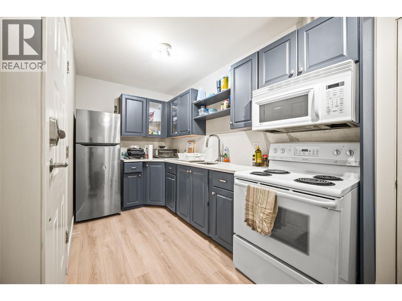 6699 Scott Road, Vernon, British Columbia  V1H 1N4 - Photo 42 - 10380440