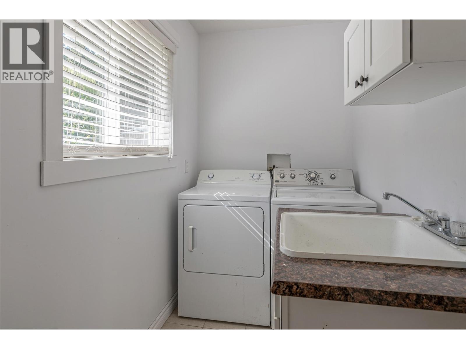 10718 Pinecrest Road, Vernon, British Columbia  V1H 2C1 - Photo 43 - 10381204