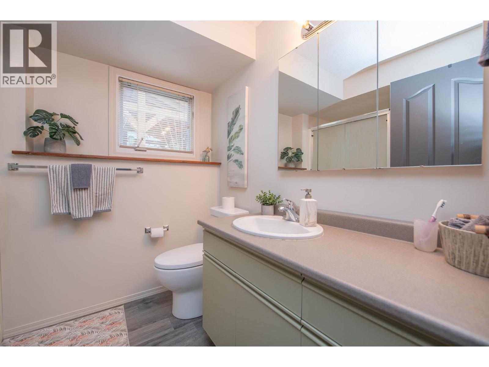 303 Lumby Mabel Lake Road, Lumby, British Columbia  V0E 2G5 - Photo 29 - 10381221