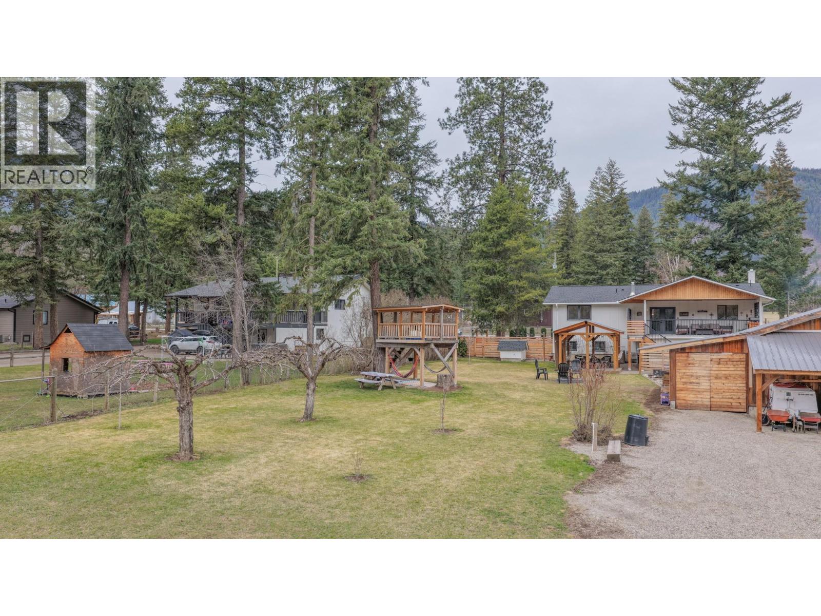 303 Lumby Mabel Lake Road, Lumby, British Columbia  V0E 2G5 - Photo 36 - 10381221