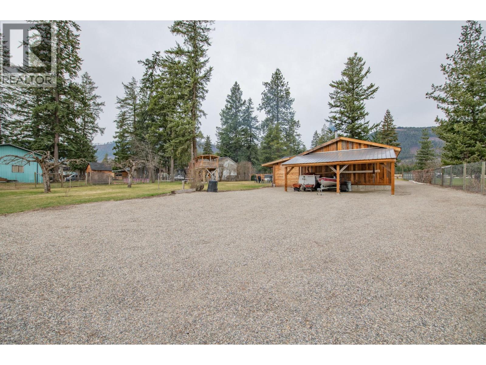 303 Lumby Mabel Lake Road, Lumby, British Columbia  V0E 2G5 - Photo 37 - 10381221