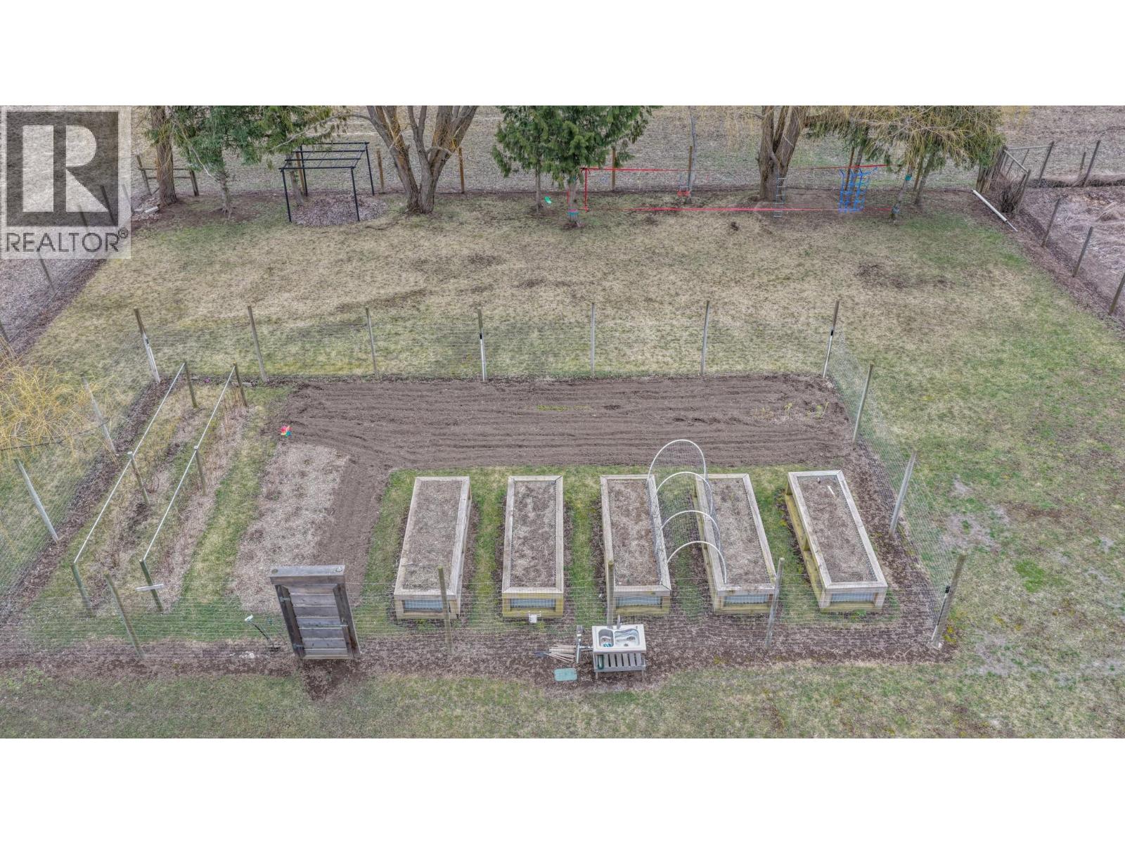 303 Lumby Mabel Lake Road, Lumby, British Columbia  V0E 2G5 - Photo 44 - 10381221