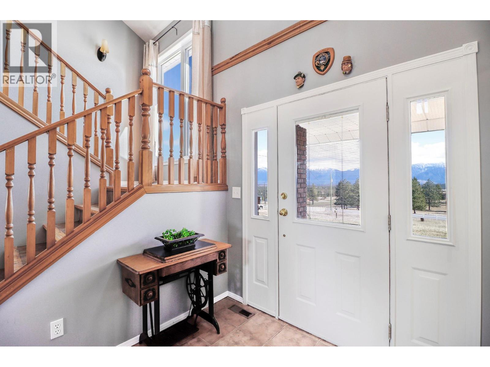 9617 Clearview Road, Cranbrook, British Columbia  V1C 7E2 - Photo 14 - 10380911