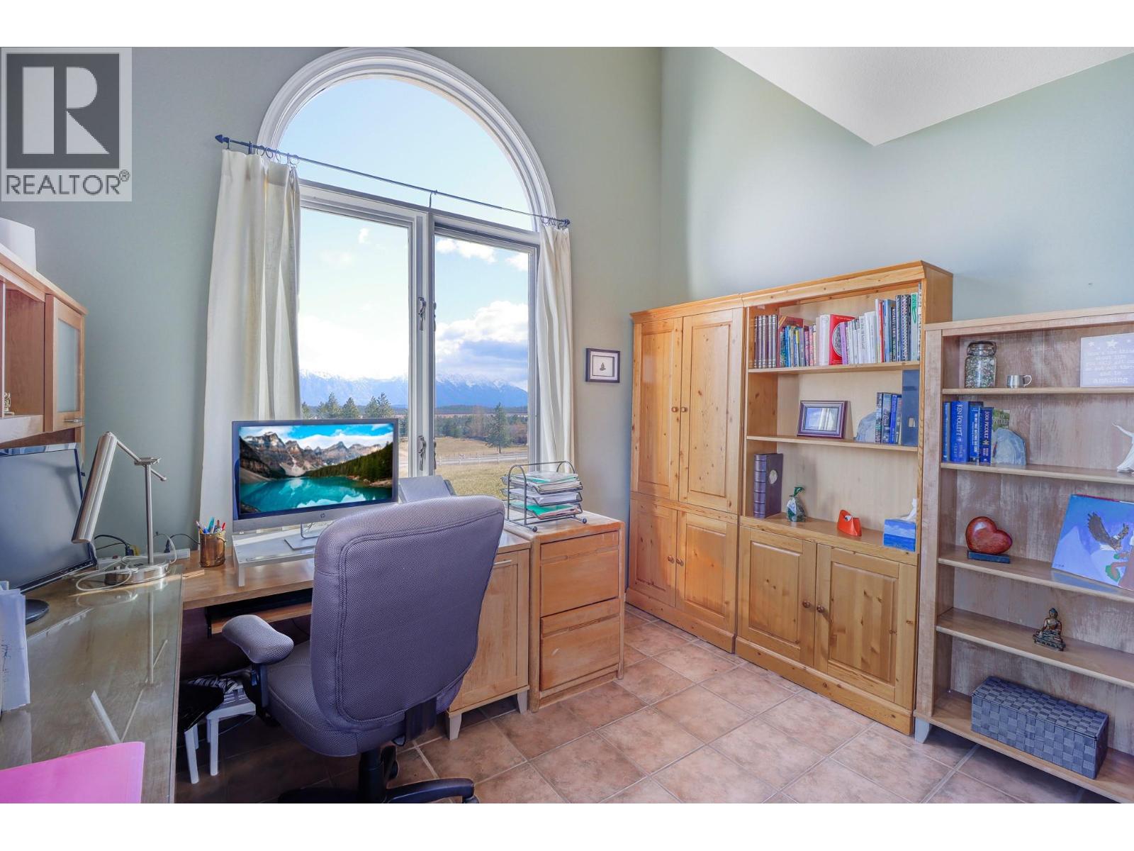 9617 Clearview Road, Cranbrook, British Columbia  V1C 7E2 - Photo 18 - 10380911